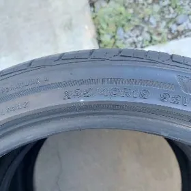 235 40 19 24ý bridgestone