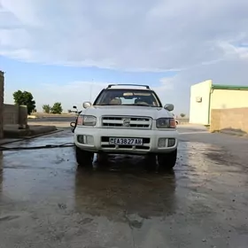 Nissan Pathfinder 2002