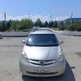 Toyota Sienna 2006