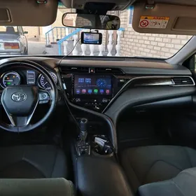 Toyota Camry 2020