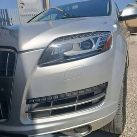 Audi Q7 2011