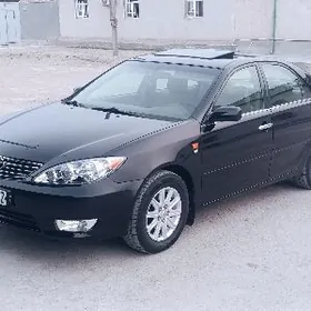 Toyota Camry 2004