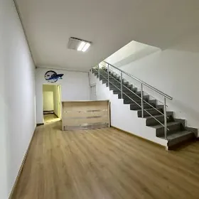 Arenda Pomişenýa 250m² 7komnat
