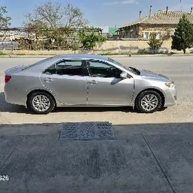 Toyota Camry 2013