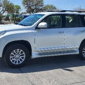 Toyota Land Cruiser Prado 2012