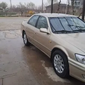 Toyota Camry 1998