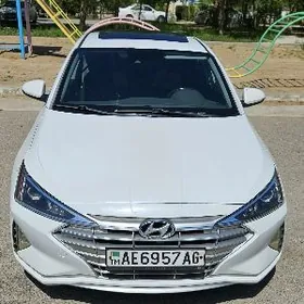 Hyundai Elantra 2019