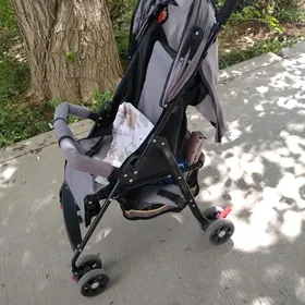 Коляска б.у летняя