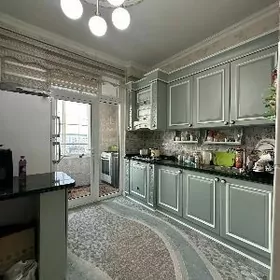 Gurlty 4 komnat lifitli