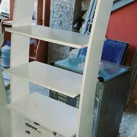 Mebil polka magazina