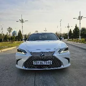 Lexus ES 350 2020