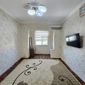 Arenda Jay 8-nji mkr 1-komnat