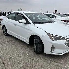 Hyundai Elantra 2020