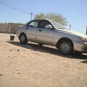 Daewoo Lanos 1999