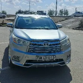 Toyota Highlander 2015