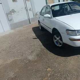 Toyota Corolla 1992