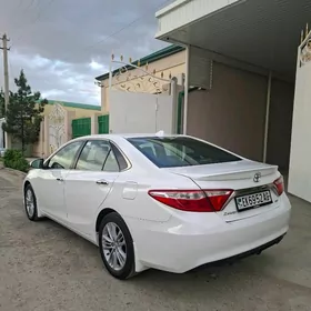 Toyota Camry 2017