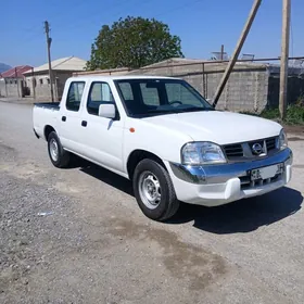 Nissan Navara 2009