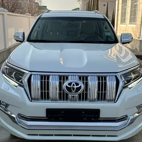 Toyota Land Cruiser Prado 2022