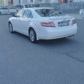 Toyota Camry 2010