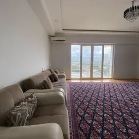 satlyk sawetiski elitka