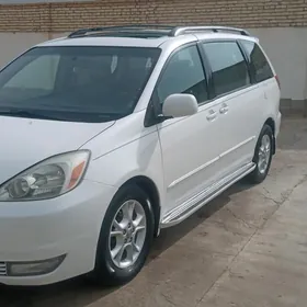 Toyota Sienna 2005