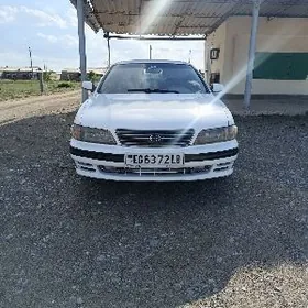 Nissan Cefiro 1998