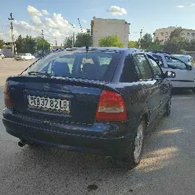 Opel Astra 1999