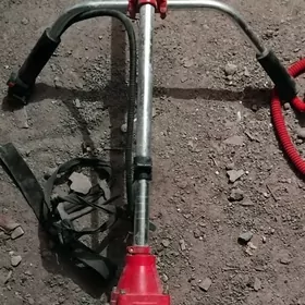 Gazon oty orýan газонокосилка