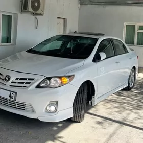 Toyota Corolla 2013