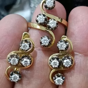 Gyzyl yerewan komplekt