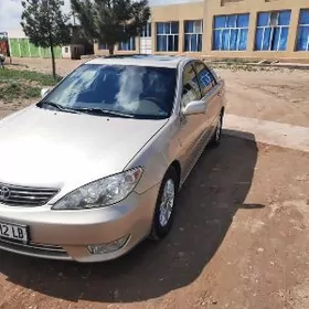 Toyota Camry 2005