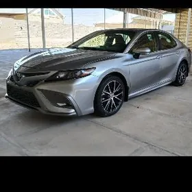 Toyota Camry 2023
