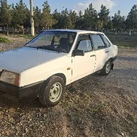 Lada 21099 2000