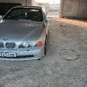 BMW 528 2000