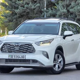 Toyota Highlander 2020