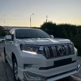 Toyota Land Cruiser Prado 2011