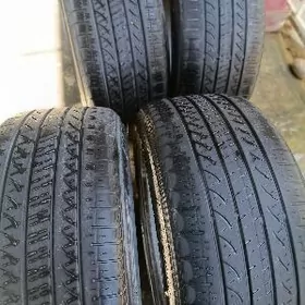 покрышки  225/40/18