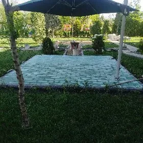 Кафелчи плиткача помощник гере