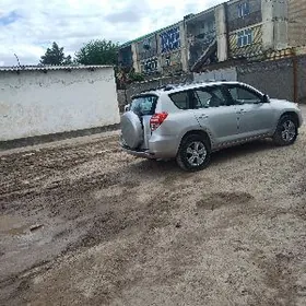 Toyota RAV4 2010