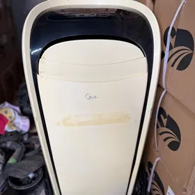 Кондиционер  Midea