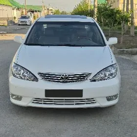 Toyota Camry 2005