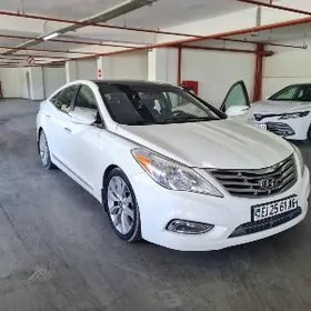 Hyundai Azera 2012