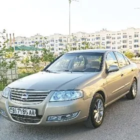 Nissan Sunny 2011