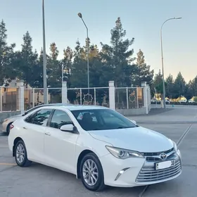 Toyota Camry 2017