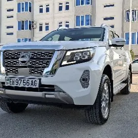 Nissan Navara 2024