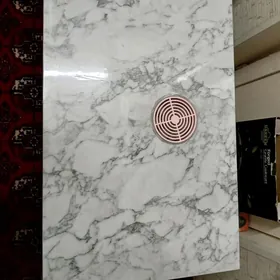 маникюрный стол + вытяжка