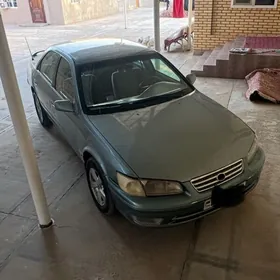 Toyota Camry 1999