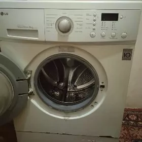 стиральная машинка LG 5кг