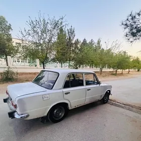 Lada 2104 1980